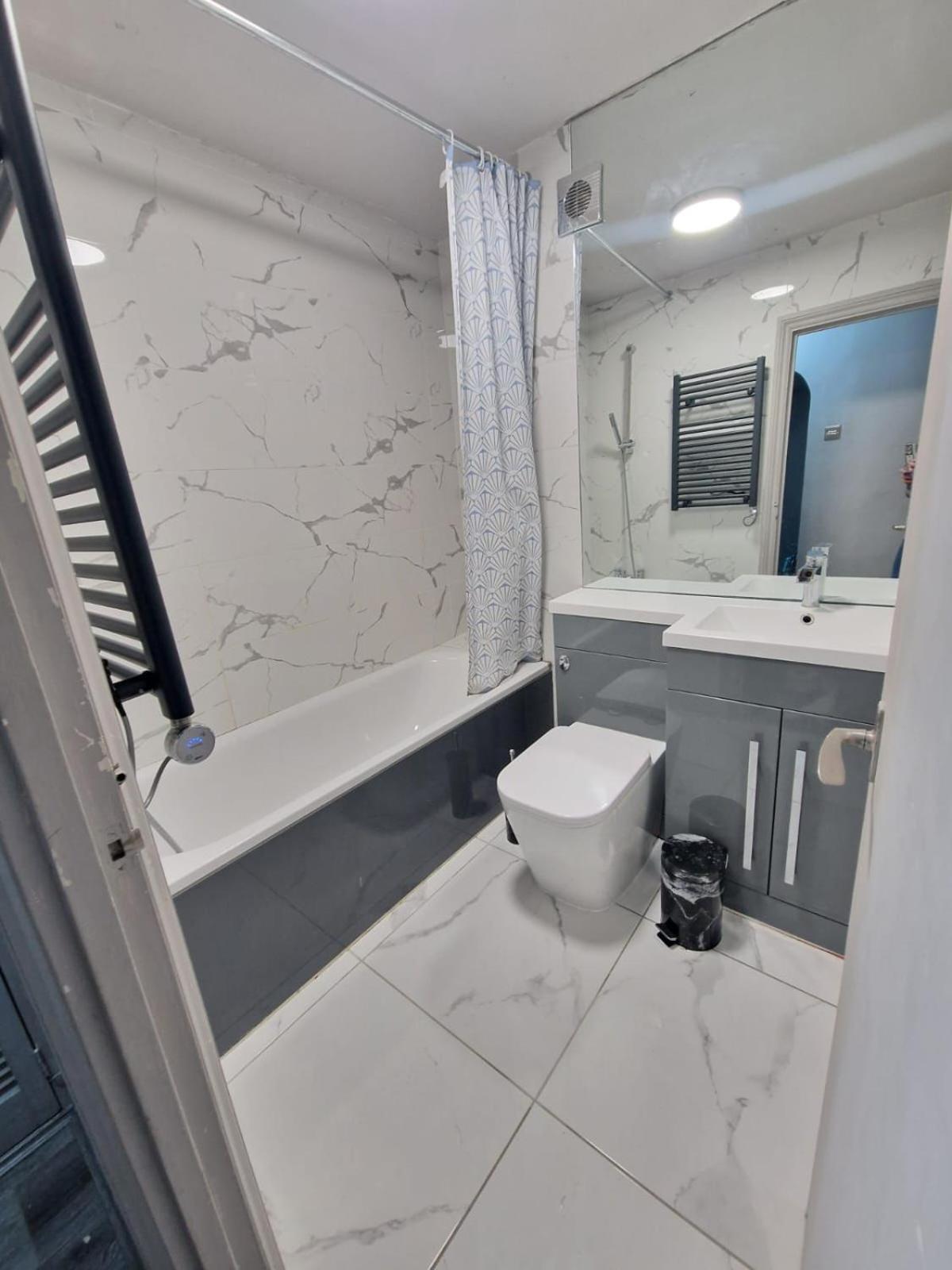 Baker Street Suites London Exterior photo