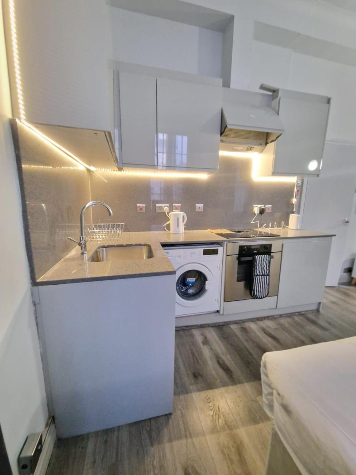 Baker Street Suites London Exterior photo