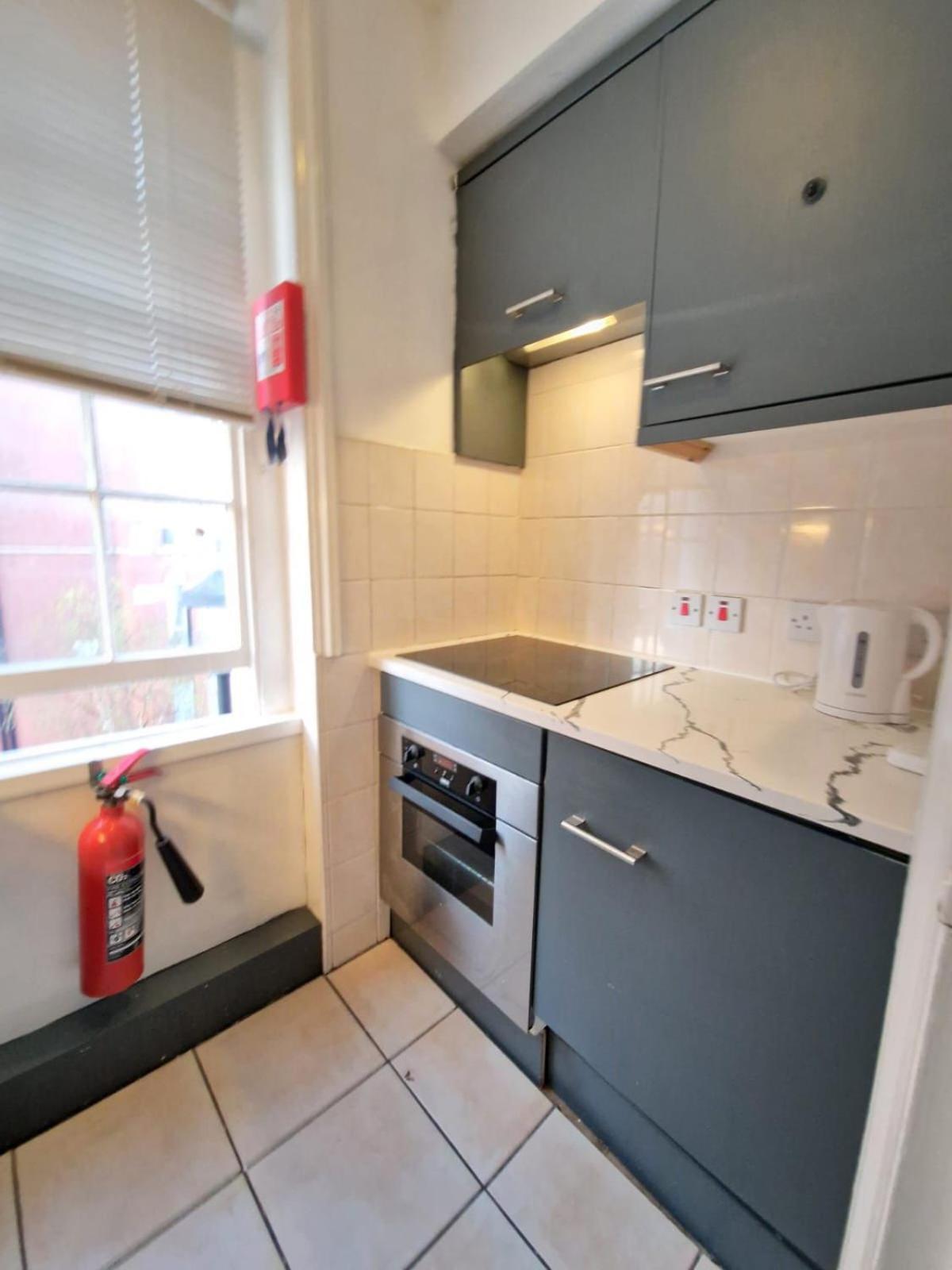 Baker Street Suites London Exterior photo
