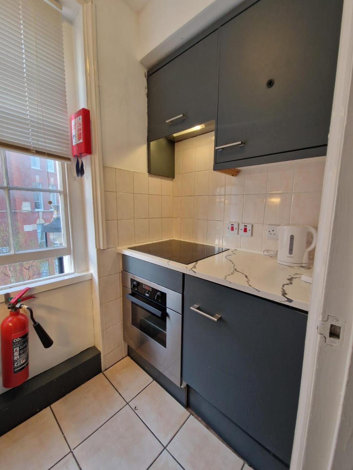 Baker Street Suites London Exterior photo