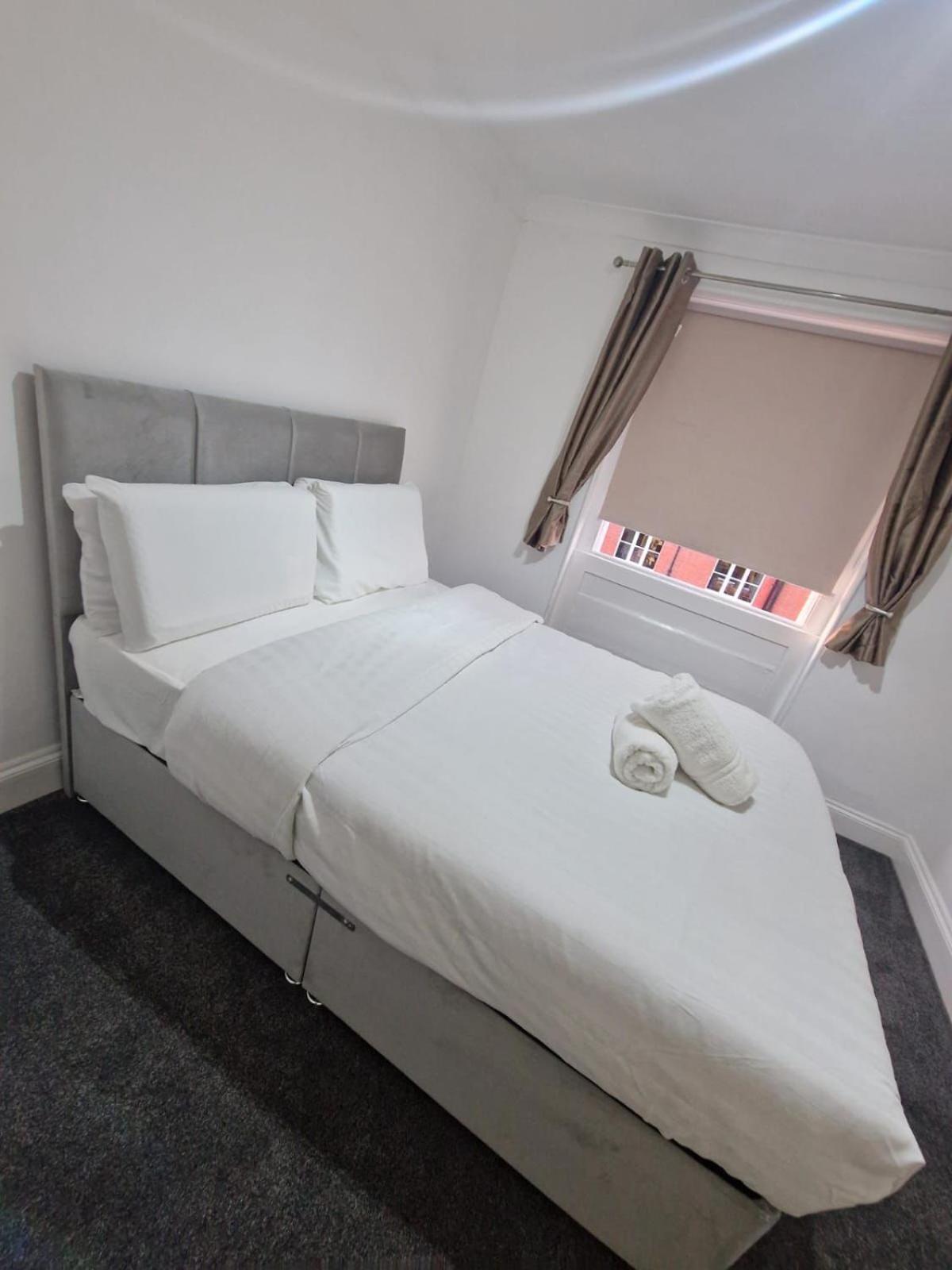 Baker Street Suites London Exterior photo