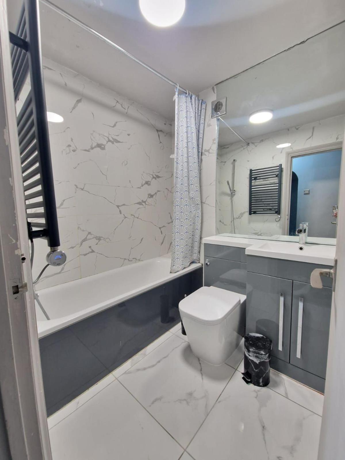 Baker Street Suites London Exterior photo
